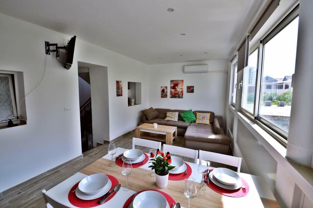 Apartman Martina Бетина Екстериор снимка