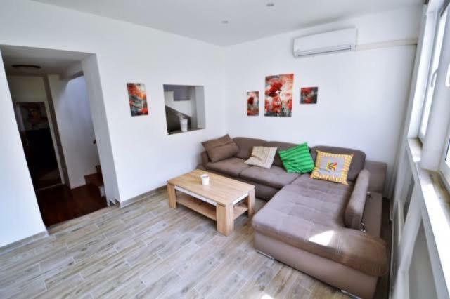 Apartman Martina Бетина Екстериор снимка