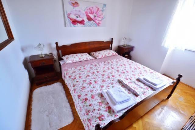Apartman Martina Бетина Екстериор снимка